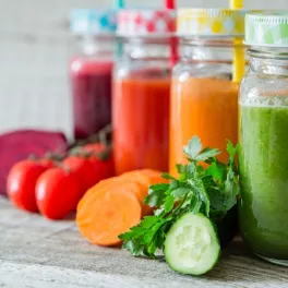 Frucht- und Gemüsesäfte